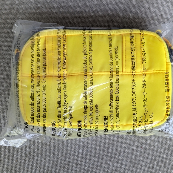 Lug Coupe Convertible Crossbody/Belt bag in Yellow - Picture 2 of 4